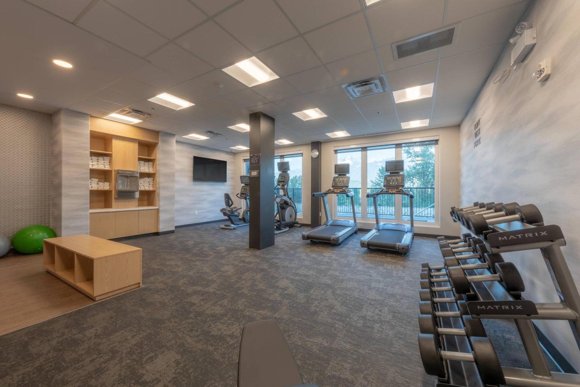 Fairfield By Marriott Inn & Suites Revelstoke Dış mekan fotoğraf