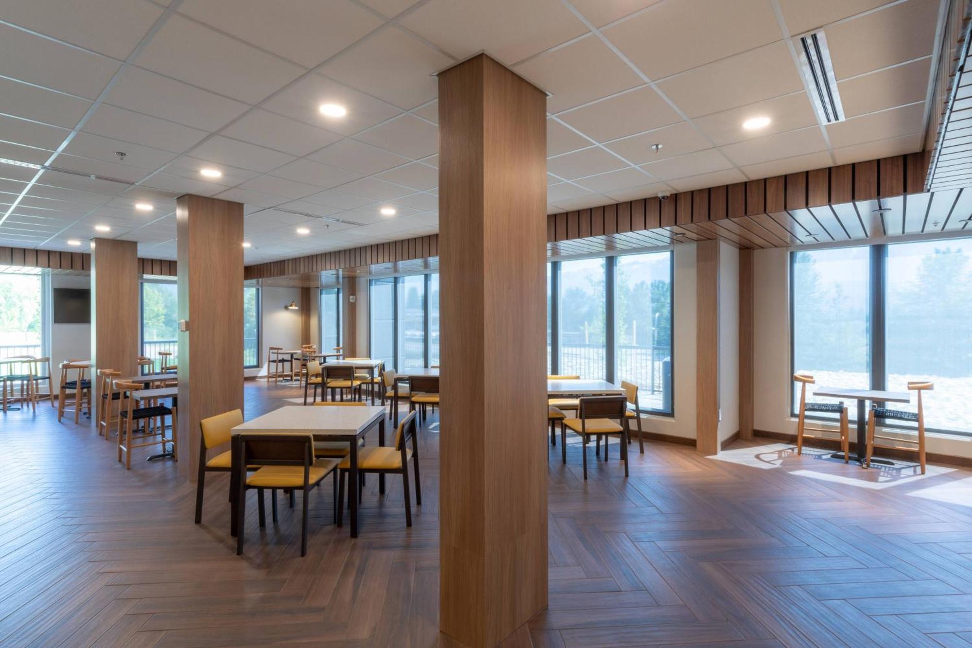 Fairfield By Marriott Inn & Suites Revelstoke Dış mekan fotoğraf