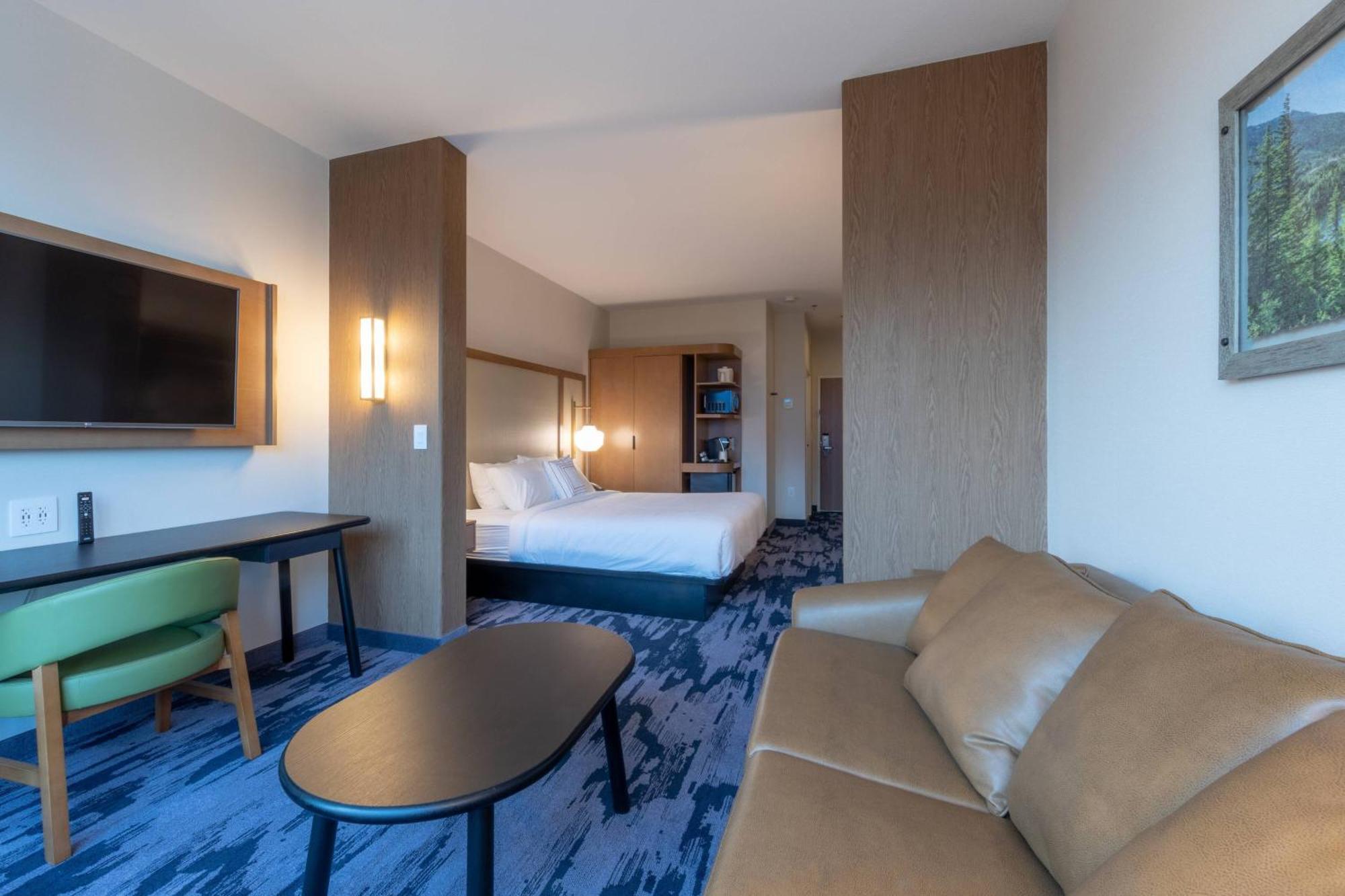 Fairfield By Marriott Inn & Suites Revelstoke Dış mekan fotoğraf