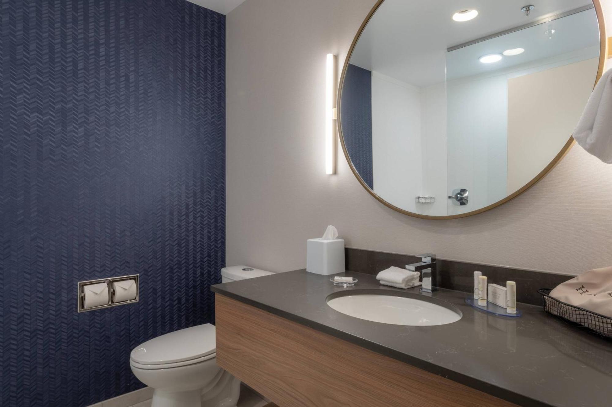 Fairfield By Marriott Inn & Suites Revelstoke Dış mekan fotoğraf