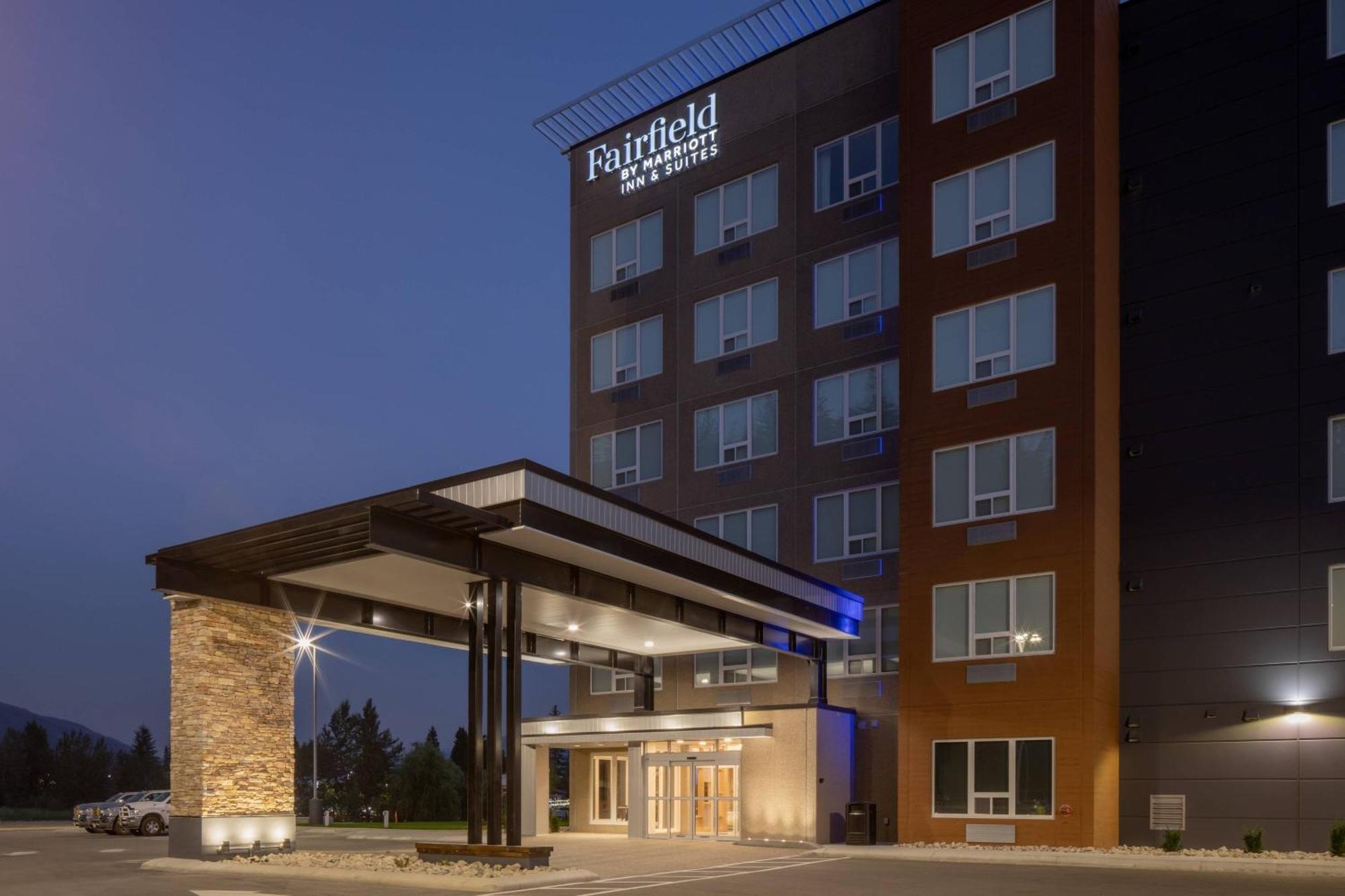 Fairfield By Marriott Inn & Suites Revelstoke Dış mekan fotoğraf