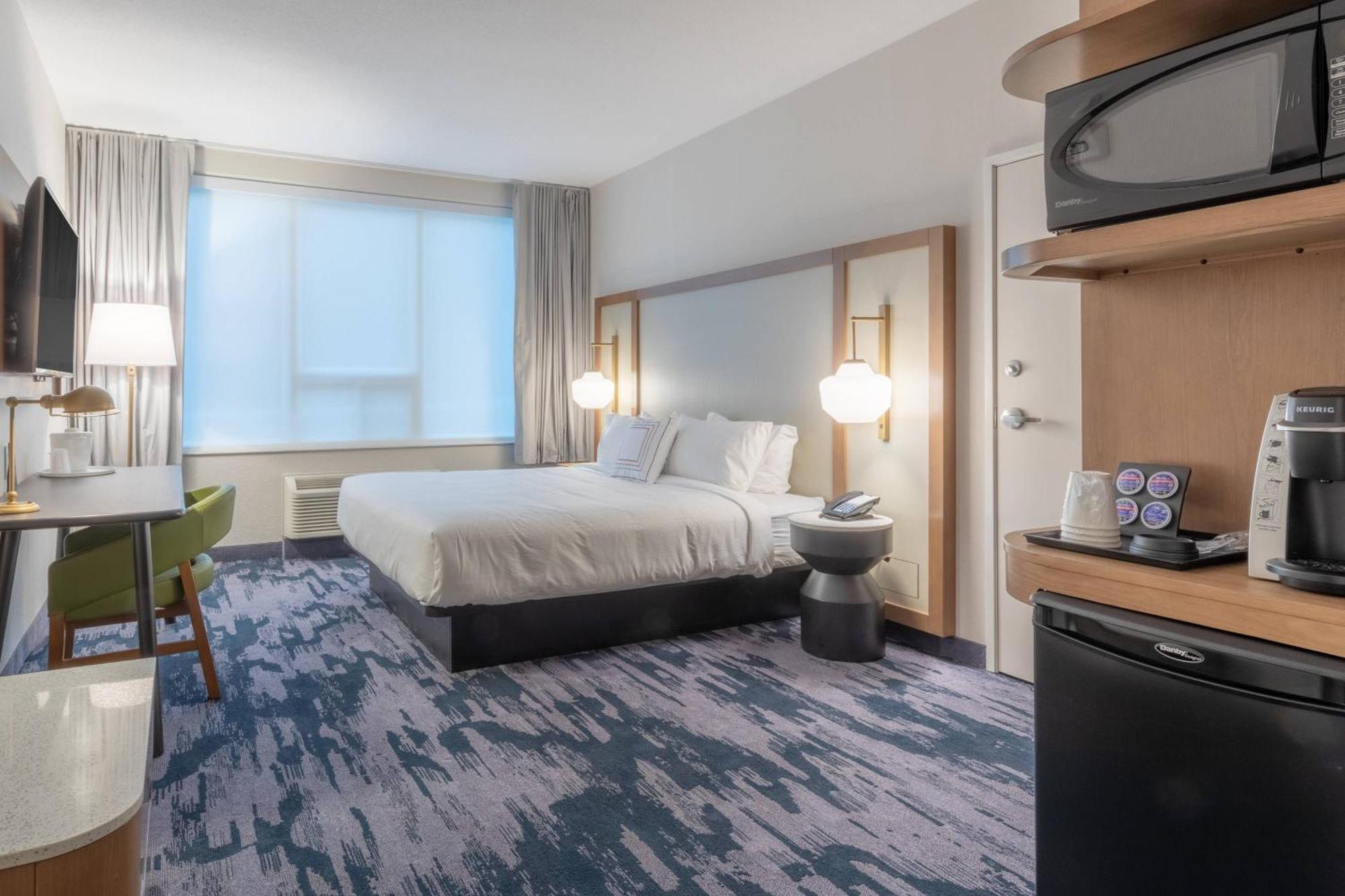 Fairfield By Marriott Inn & Suites Revelstoke Dış mekan fotoğraf
